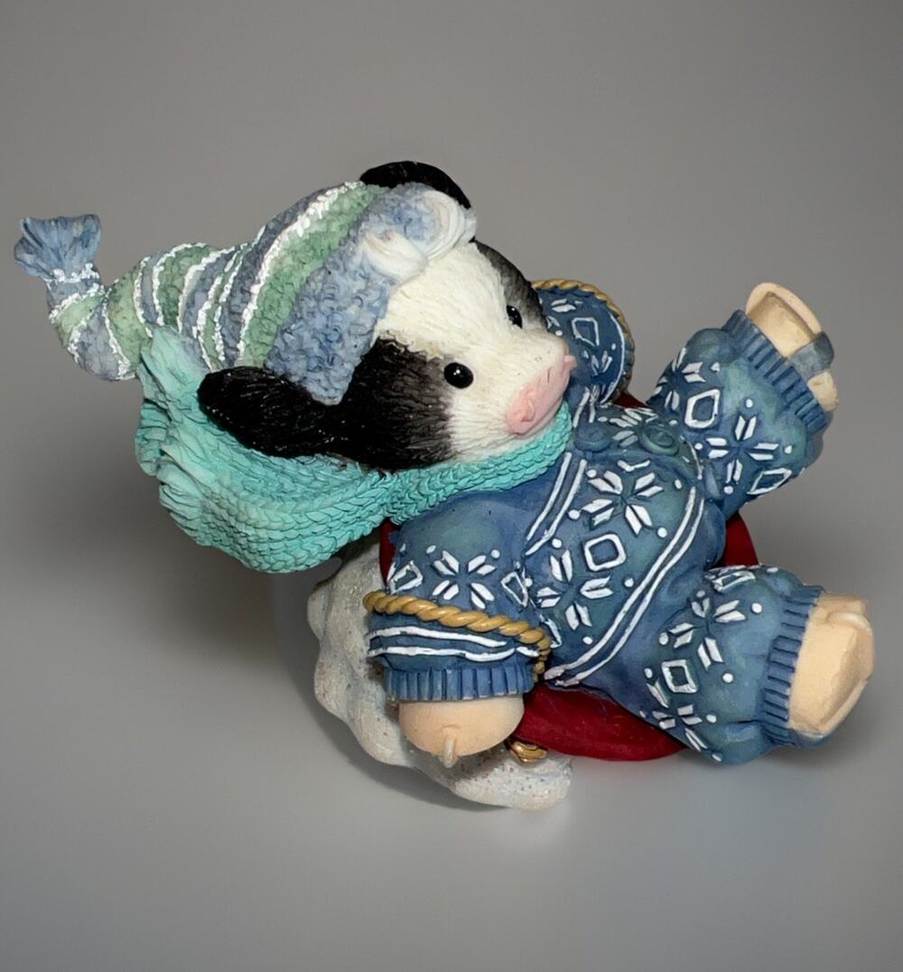 Mary's Moo Moos 1998 "Having a Moo-velouse Time" Enesco Sled Winter #372747